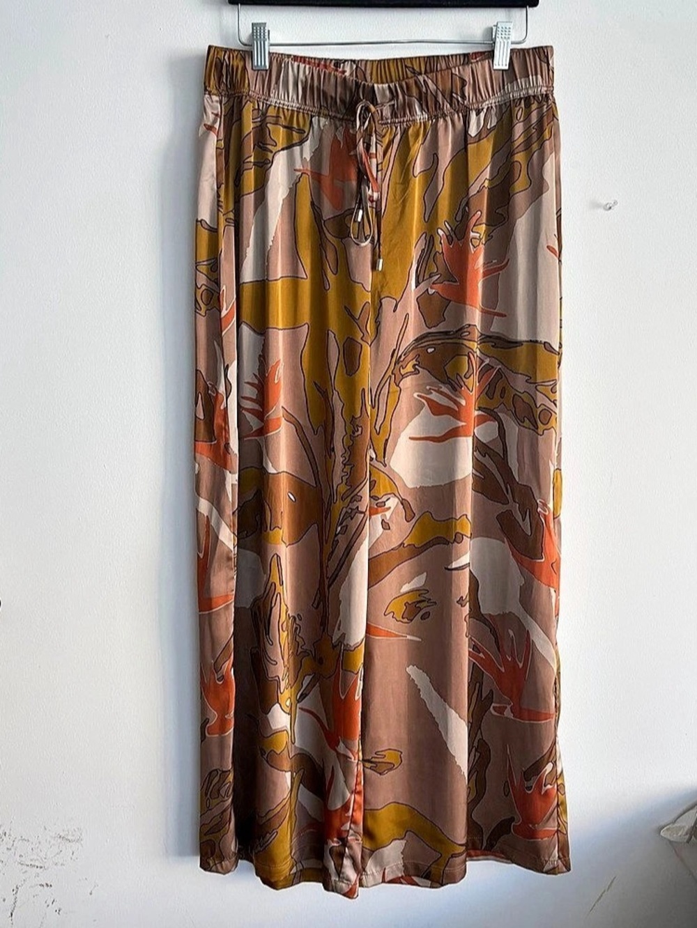 NWOT Adriana Papel Abstract Wide Leg Pants in Brown & Yellow Size Medium
